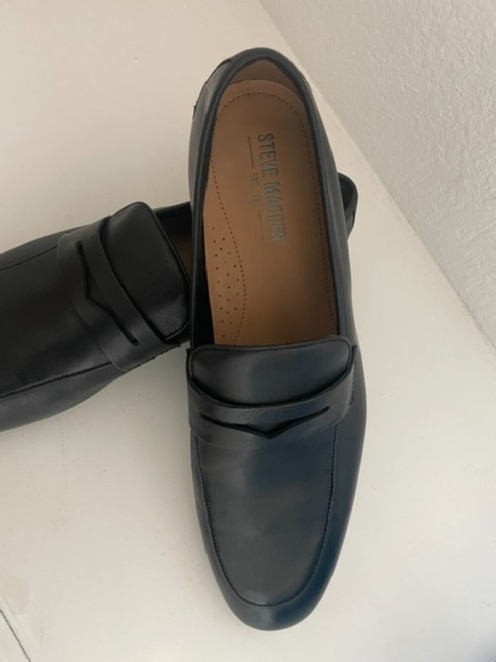 Steve Madden Men's Boca Penny Loafers in Black Leathe - Picture 2 of 8